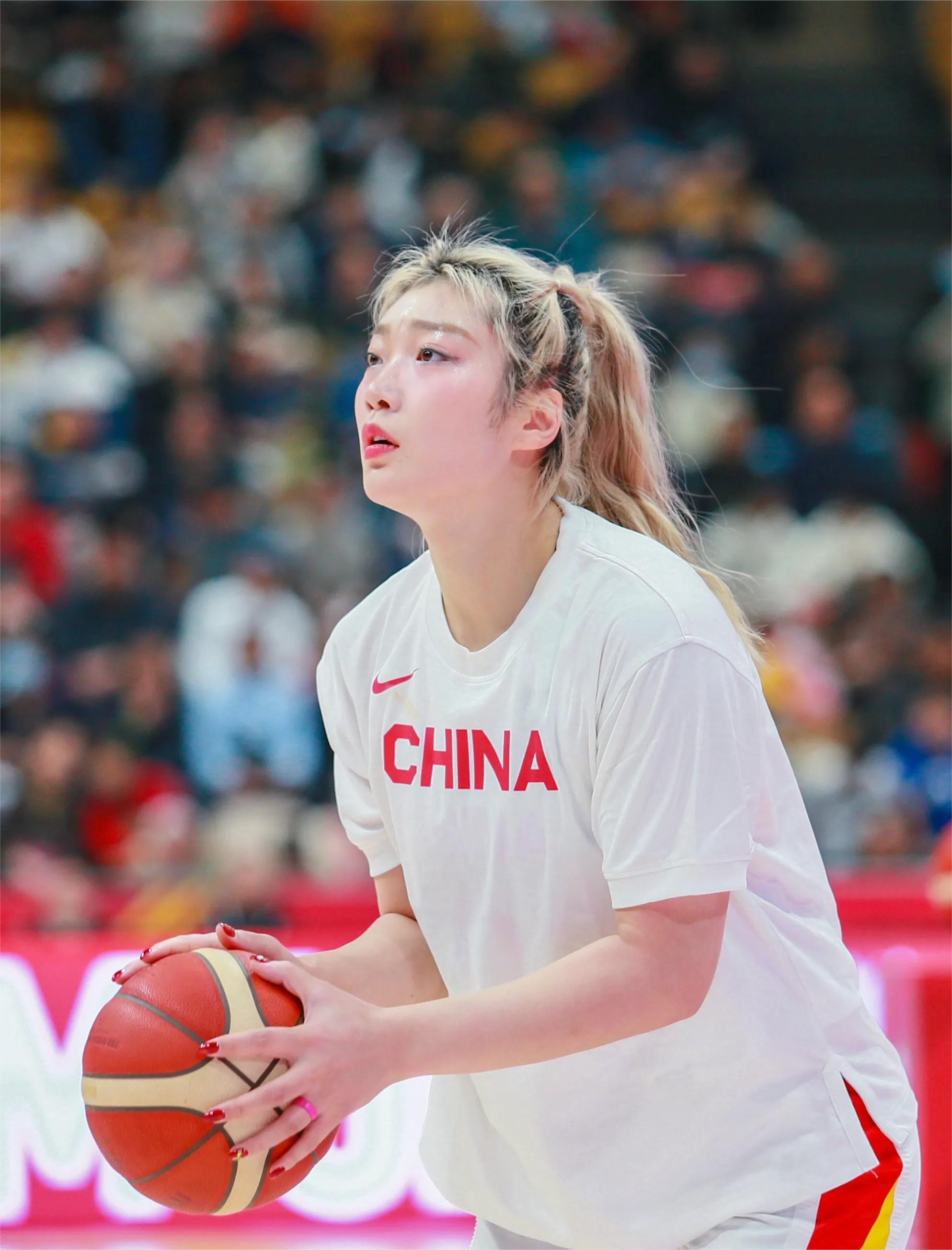 塞维利亚清晨再遭质疑,志在CBA常规赛名次提升,赛场秩序良好,球探报告显示潜力(西甲塞维利亚vs比利亚雷亚尔)-开云电竞