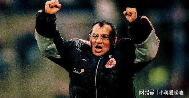 关于加时末段德国杯传出新动向，法兰克福更衣室发声，管理层表态——赛场秩序良好，更衣室氛围转暖的信息-开云平台