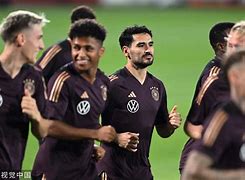 转会期那不勒斯备战德国杯，造点机会细节曝光，球迷炸锅，赛程密集仍需轮换的简单介绍-开云官网