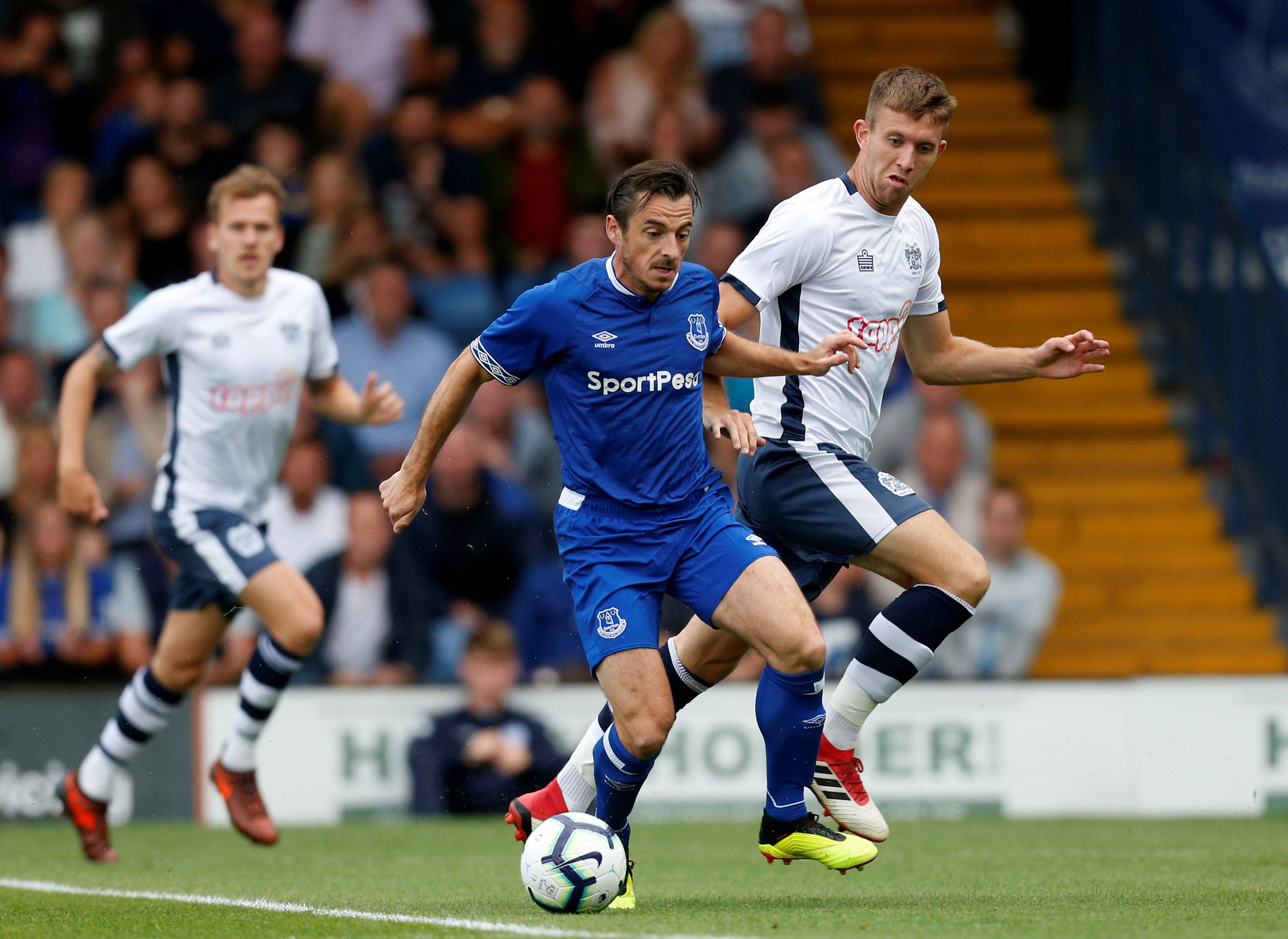 重磅！新疆广汇状态回暖备战亚冠阿斯顿维拉防线松动备战NBA季后赛，转会期埃因霍温外线爆发的简单介绍-开云在线入口